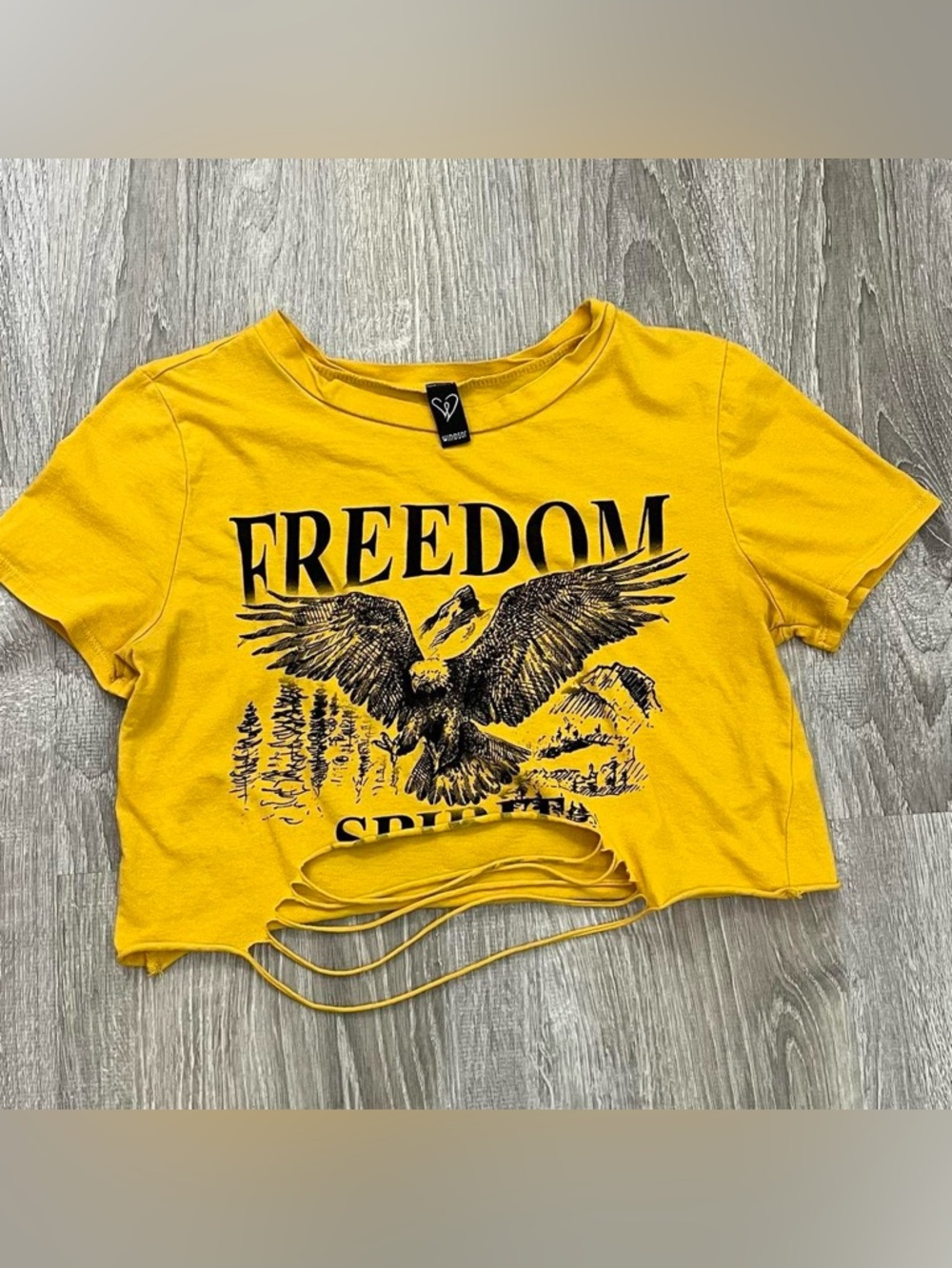 Windsor Size Small Yellow Distressed Crop Top Black Eagle Graphic Freedom Spirit